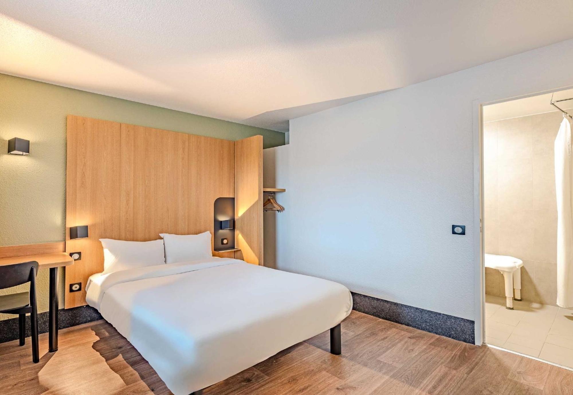 B&B Hotel Brest Kergaradec Aeroport 高伊斯瑙 外观 照片