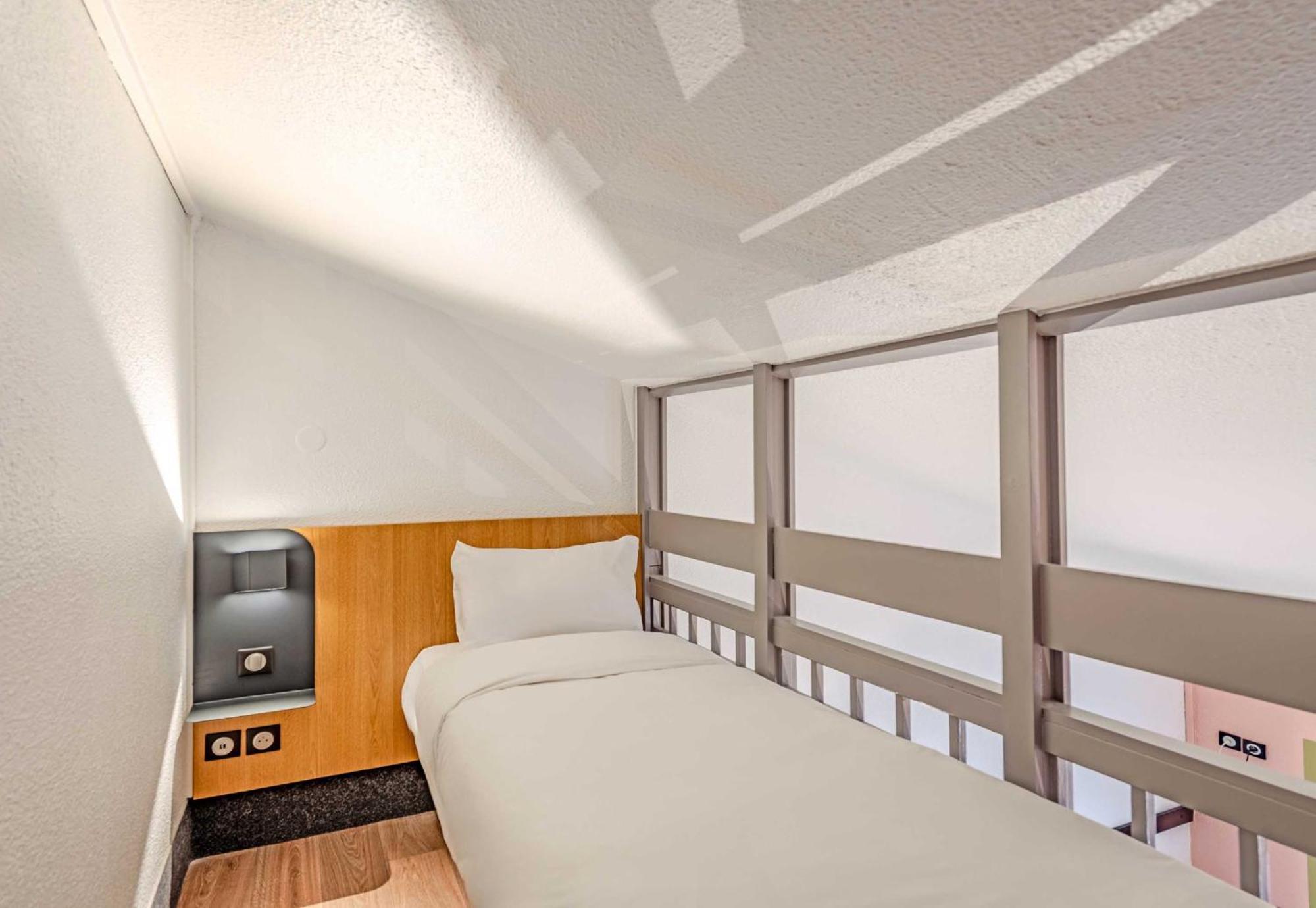 B&B Hotel Brest Kergaradec Aeroport 高伊斯瑙 外观 照片